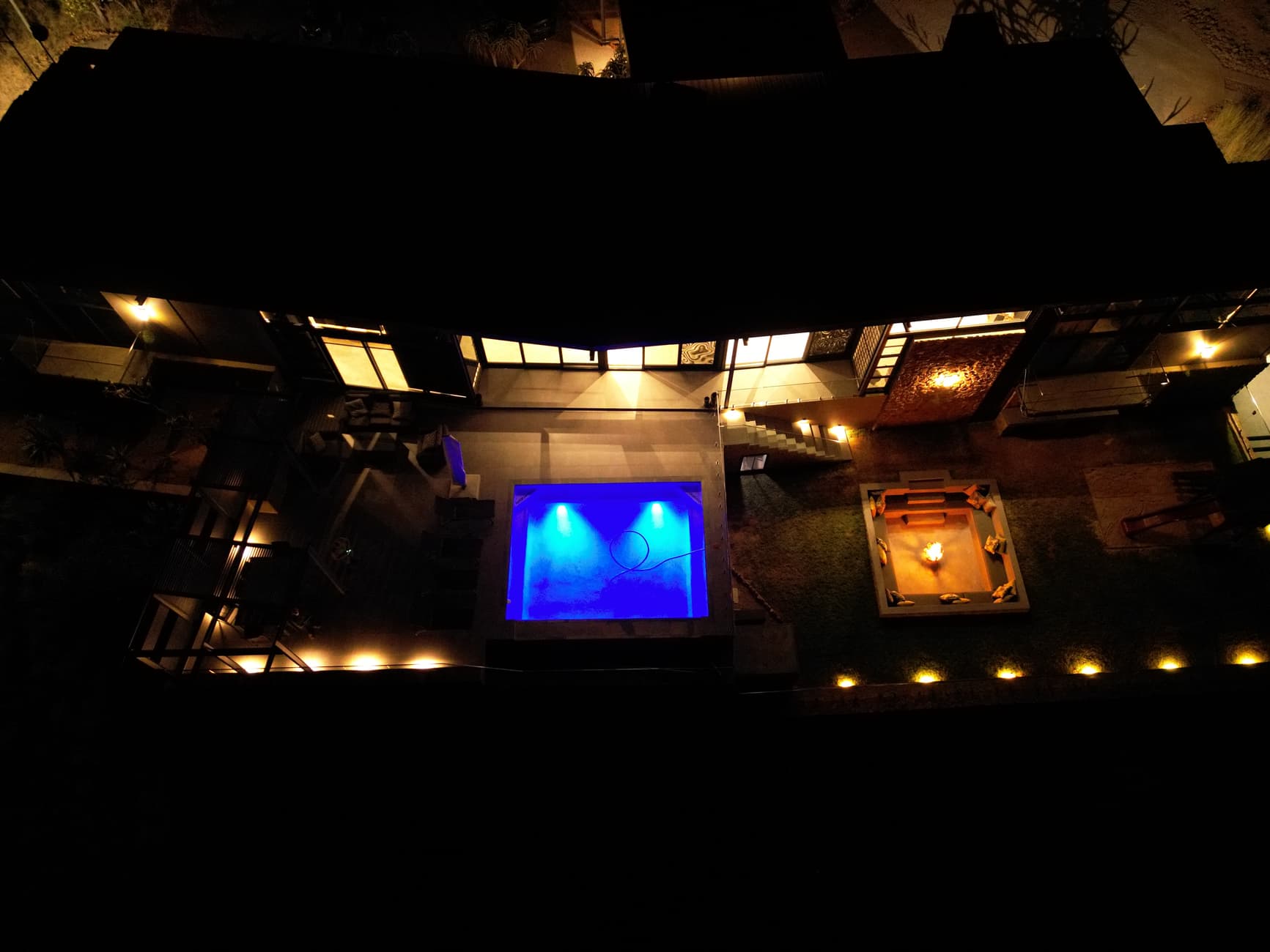 Baobab House aerial view of the property and surrounding bushveld